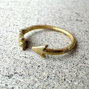 Arrow ring